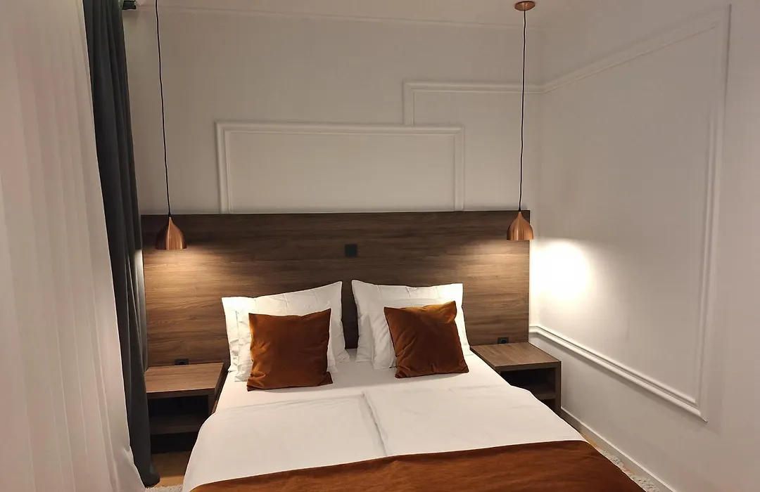 Accommodation Iva-1