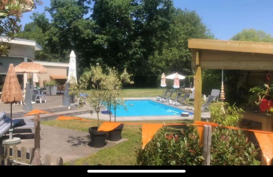 B&B Maison Saint Tropez Eindhoven-1