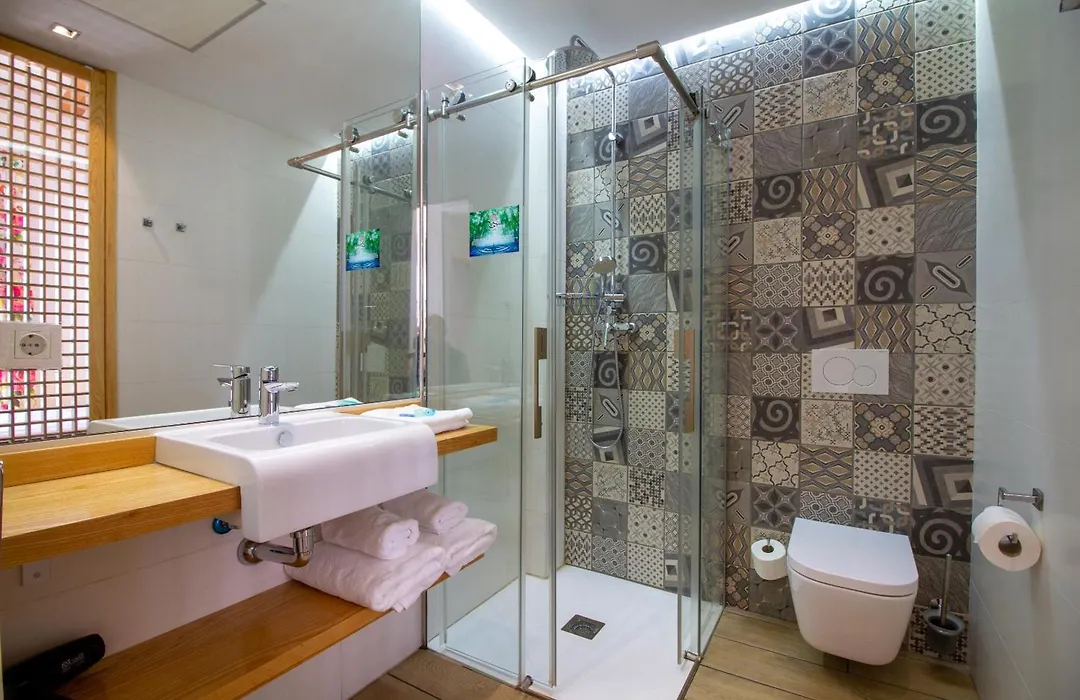 Rosal By Seaward Suites (Adults Only)-1