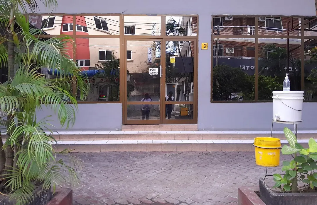 Hotel Ideal-1