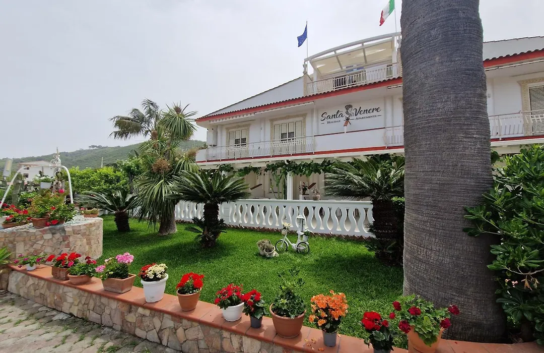 Appartamenti Santa Venere Parcheggio privato-1