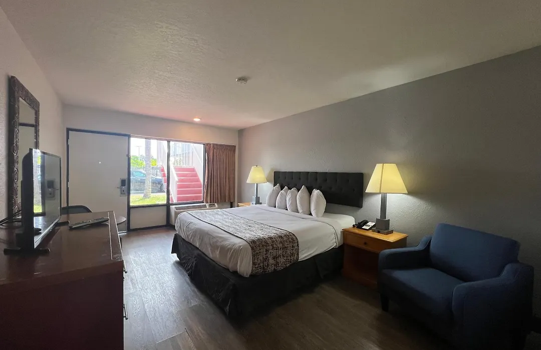 Garden Inn Homestead/Everglades/Gateway To Keys-1
