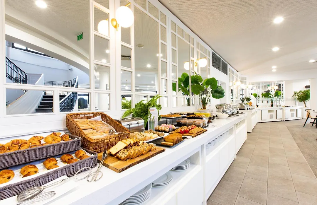 Mouratoglou Hotel&Resort-1