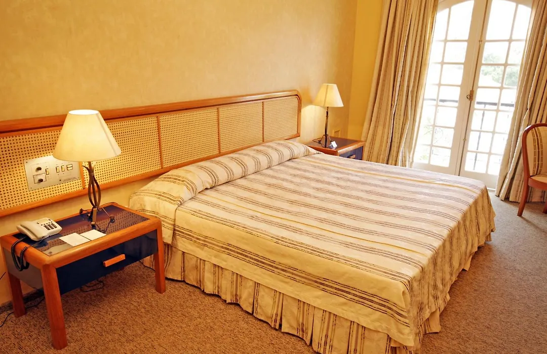 San Raphael Country Hotel-1