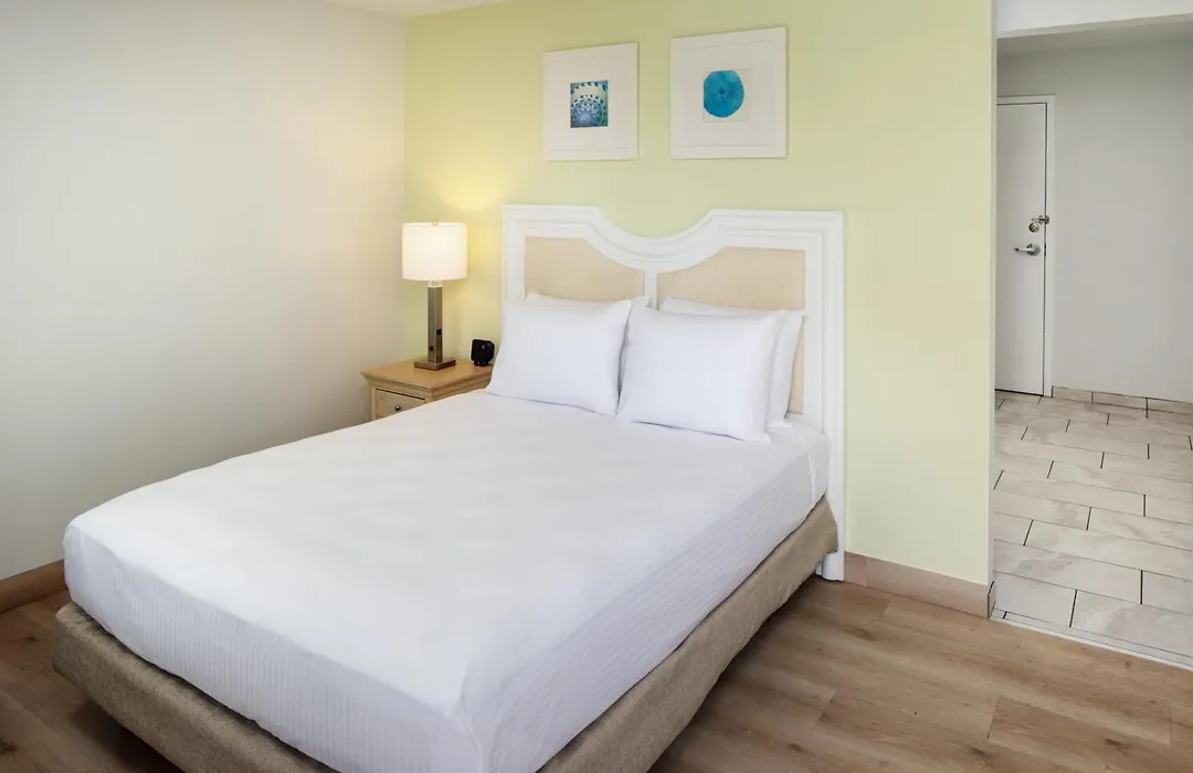 Surfside Hotel And Suites-1