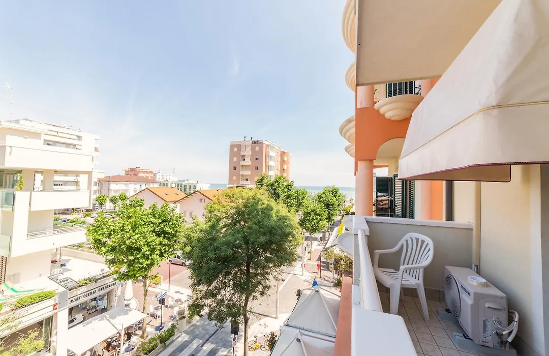 Hotel Angela-1