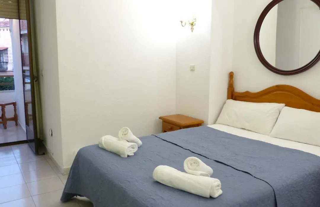 Hostal Candeleda-1