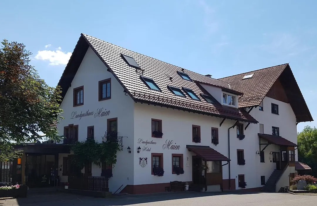 Landgasthaus Hotel Maien-1