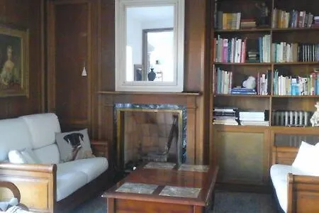 CHAMBRES D'HÔTES CHEZ CATHERINE A REUS chambre bord de mer avec salle de bains privée-1