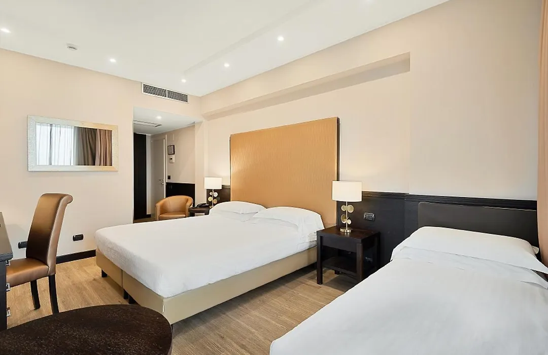 Hotel Excelsior-1