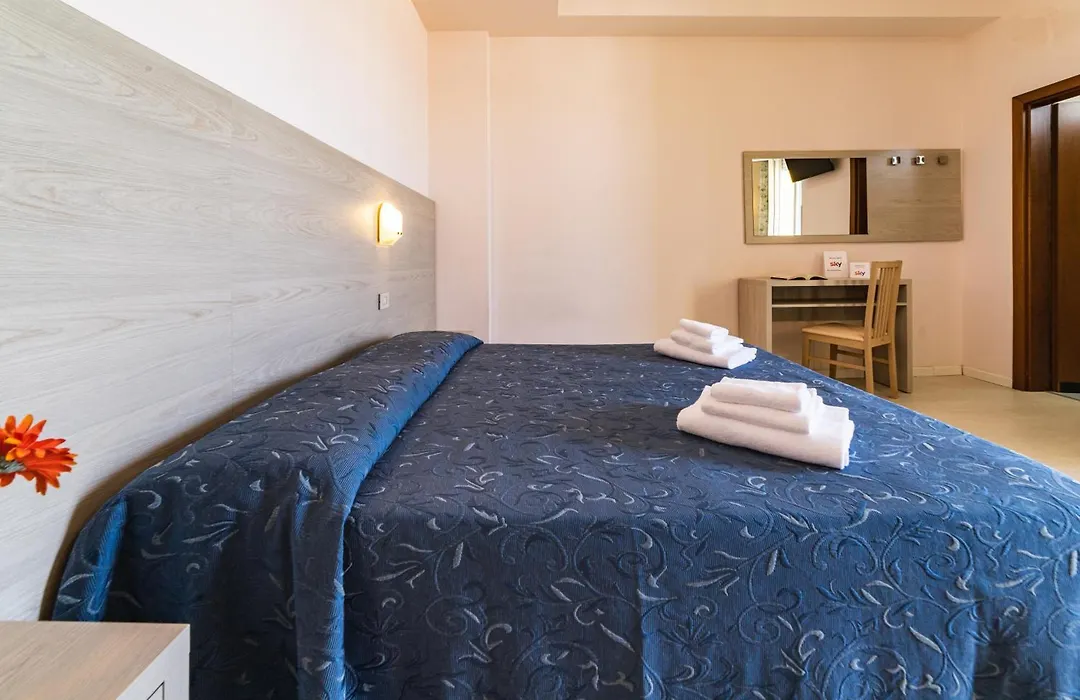 Hotel Royal-1