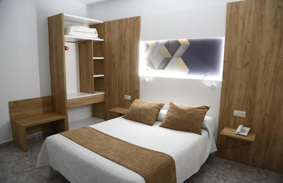 Hostal Real-1