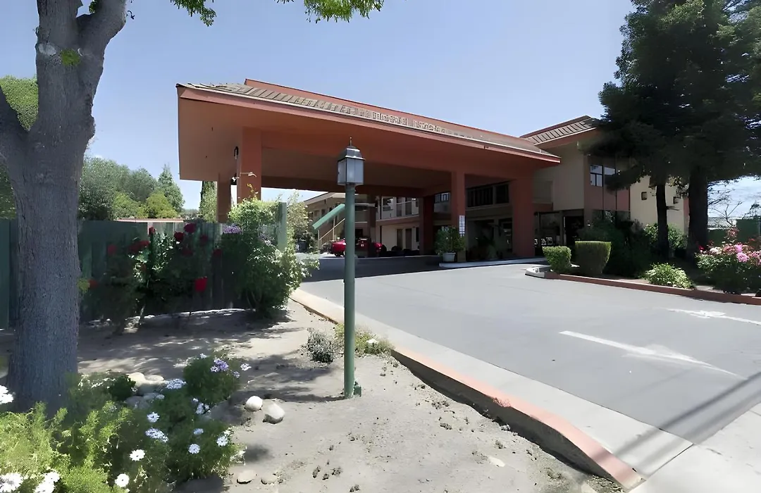 Days Inn By Wyndham Gilroy-1