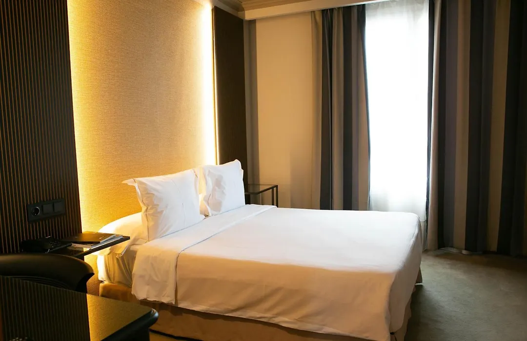 Hotel Sercotel Ciudad de Oviedo-1