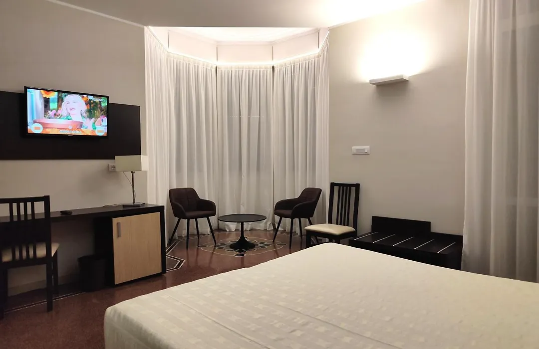 Hotel Vittoria-1