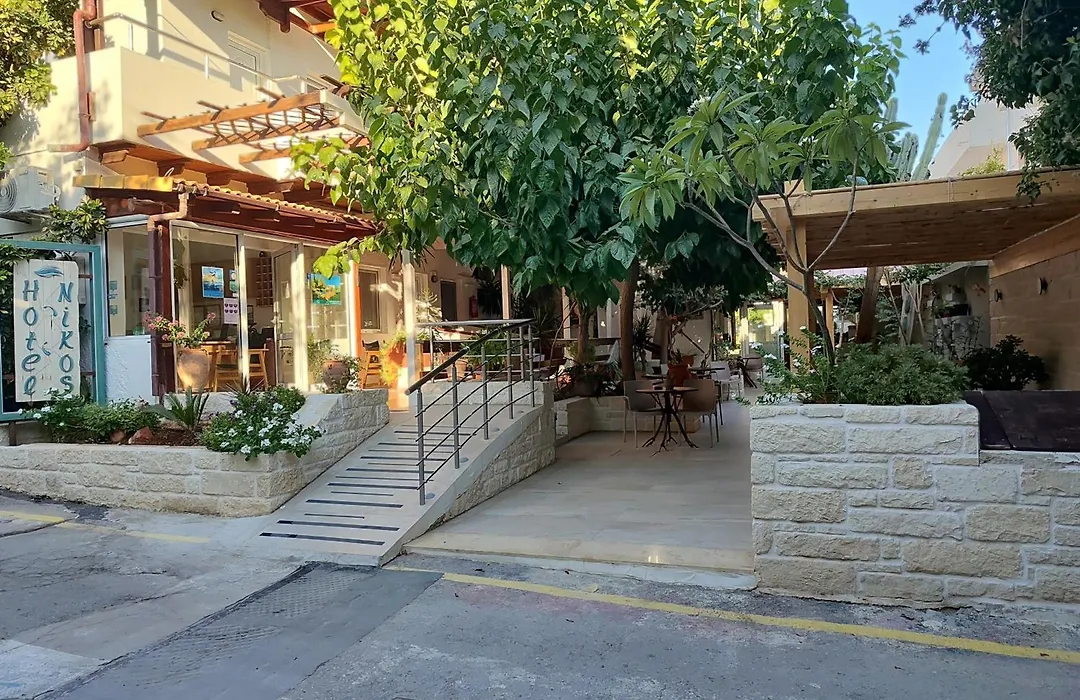 Nikos Hotel-1