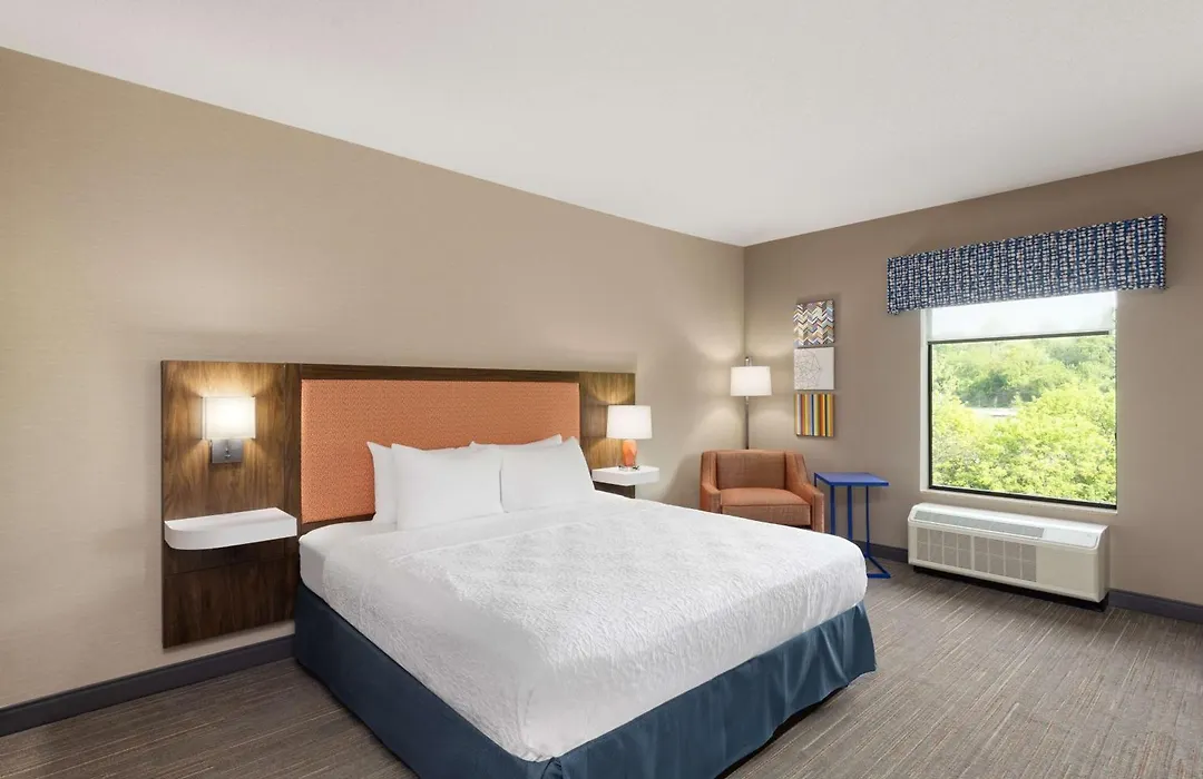 Hampton Inn & Suites Harrisburg-1