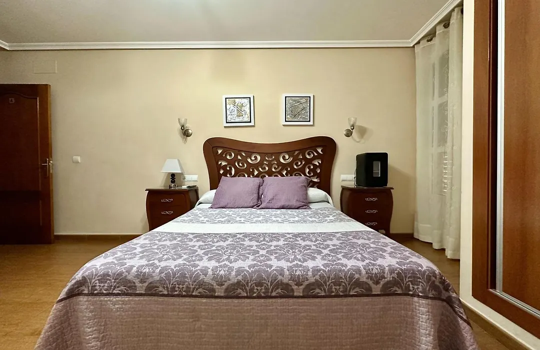Hostal Avenida-1