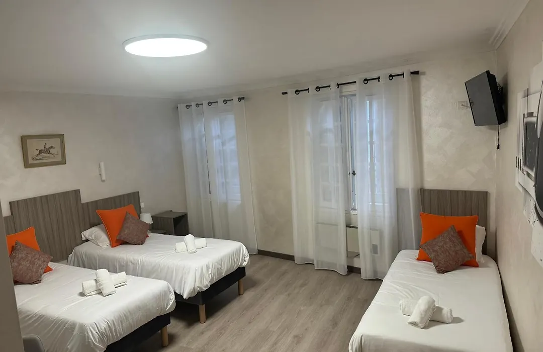Hotel Le Sully-1