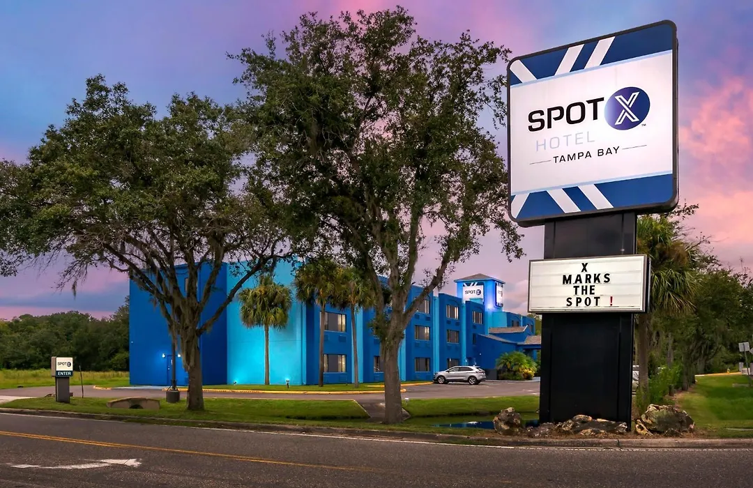 Spot X Hotel Tampa - Wesley Chapel By The Red Collection-1