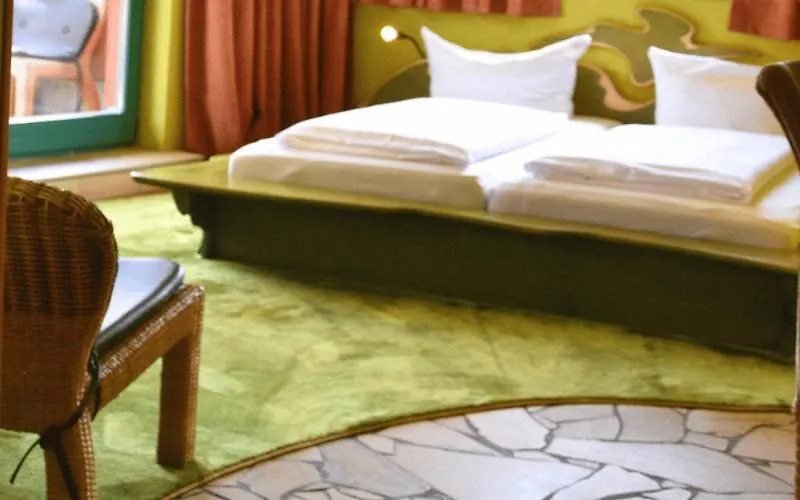 Backstage Hotel-1
