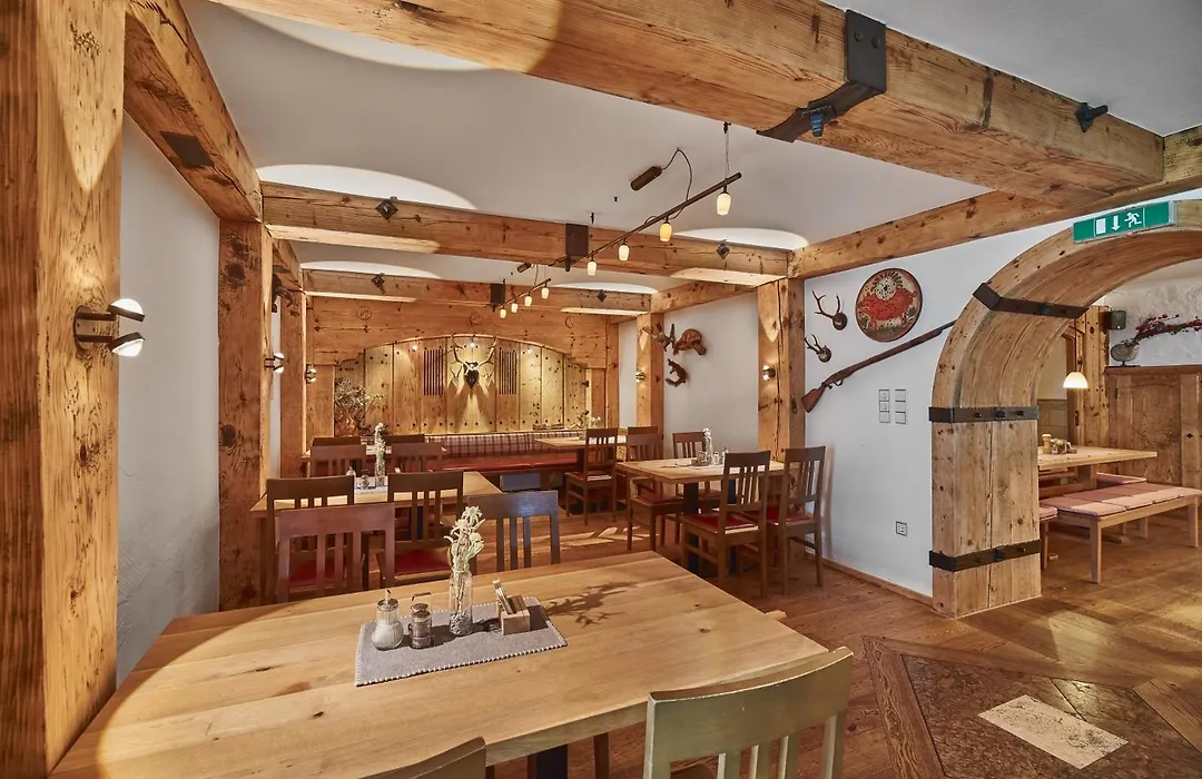 Aktivhotel&Gasthof Schmelz Ihr familienfreundliches Urlaubs Hotel mit Wellness, Almsauna, Chiemgau Karte-1