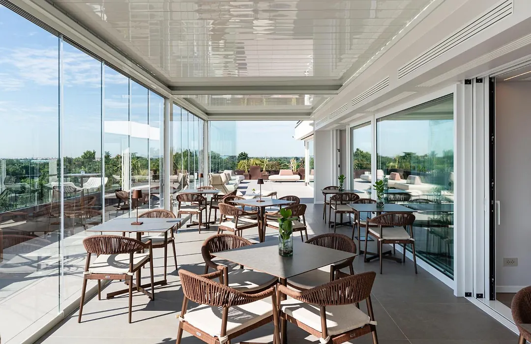 Helios Hotel-1