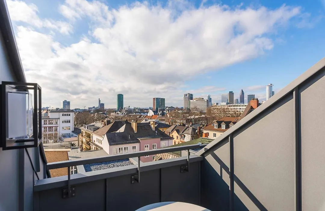 Studiohouse Frankfurt-1