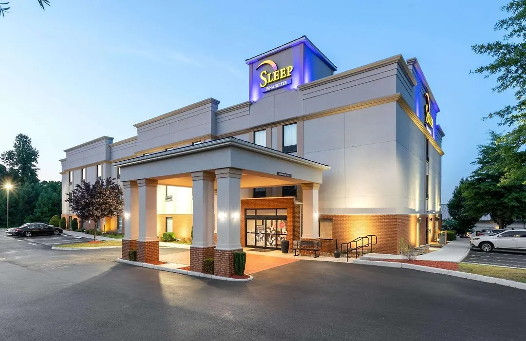 Sleep Inn & Suites Harbour Pointe-1