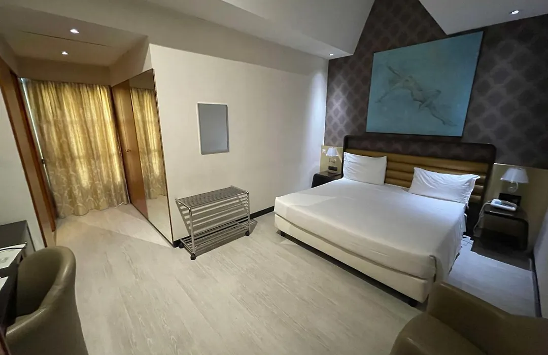 Sure Hotel By Best Western Turin City Centre-1