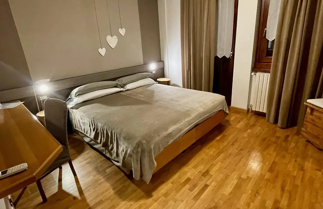 Hotel Garni Sorriso-1