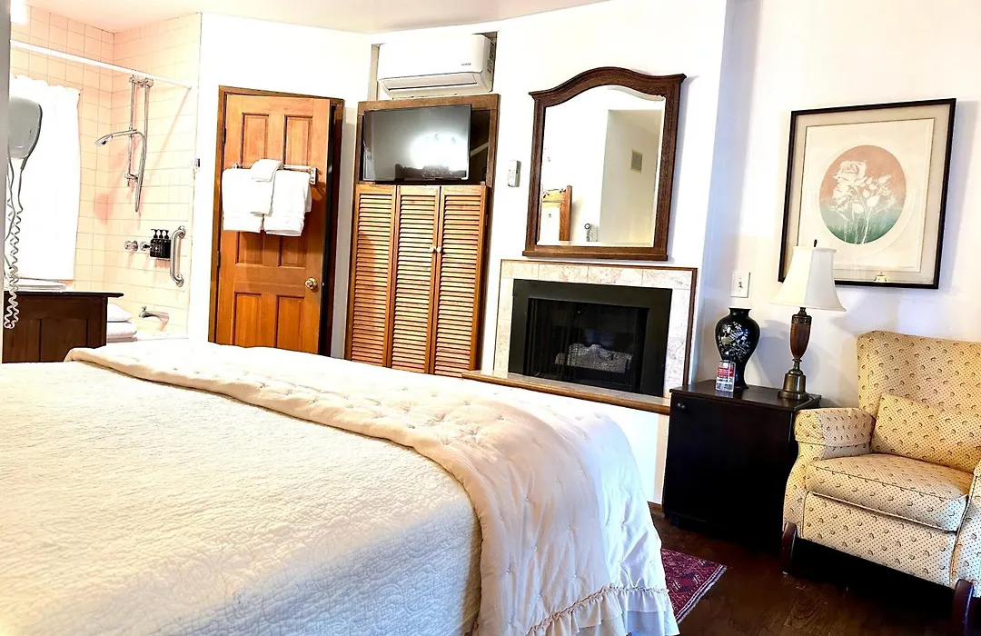 Bath Street Inn-1