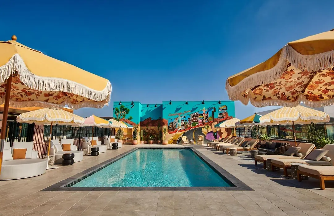 Hollywood Volume, A Tribute Portfolio Hotel-1