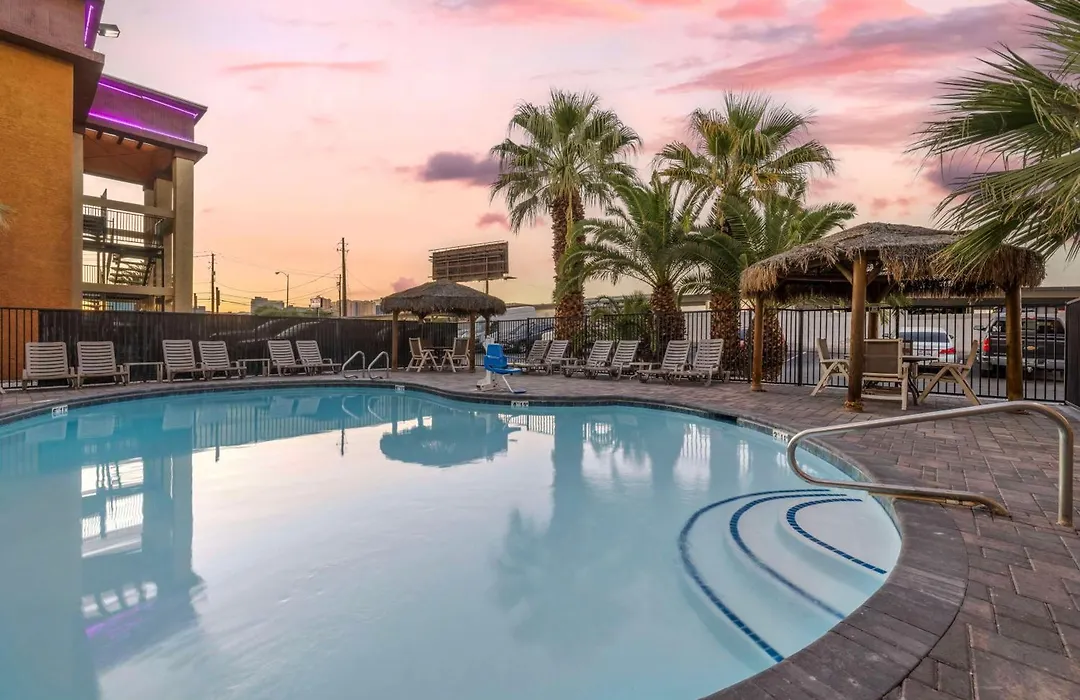 Best Western Mccarran Inn-1