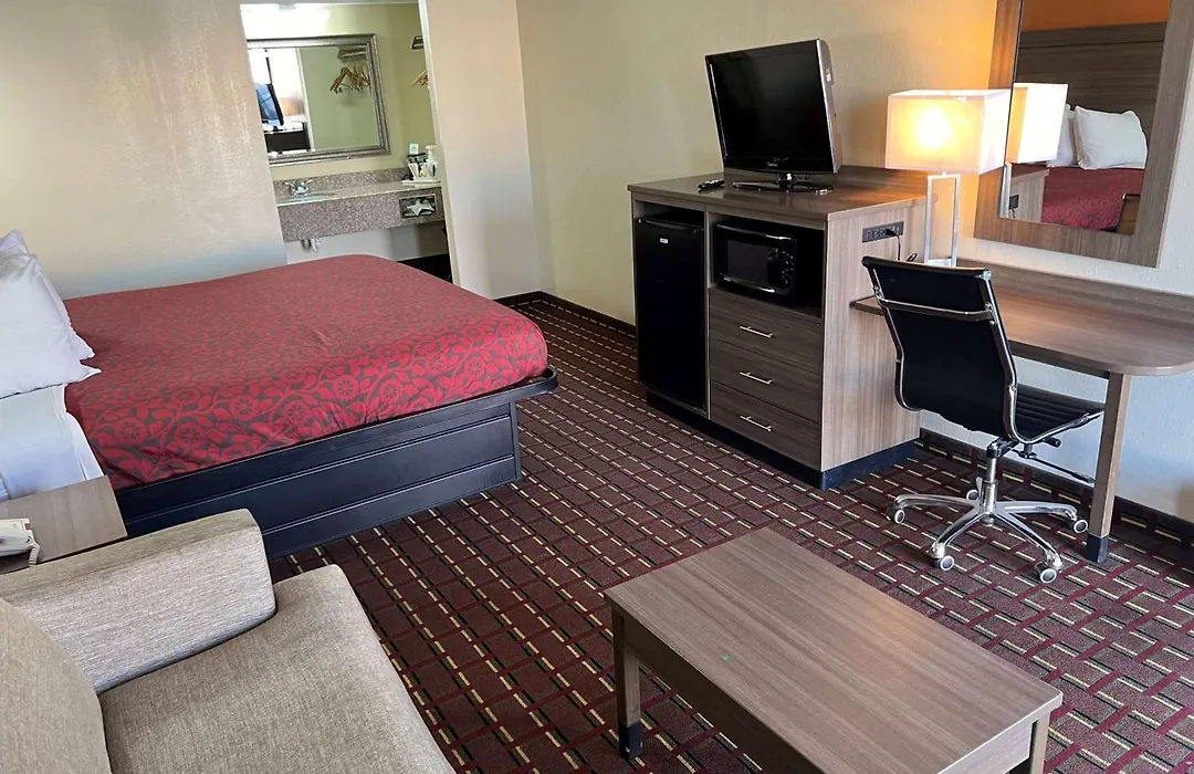 Days Inn By Wyndham El Reno-1