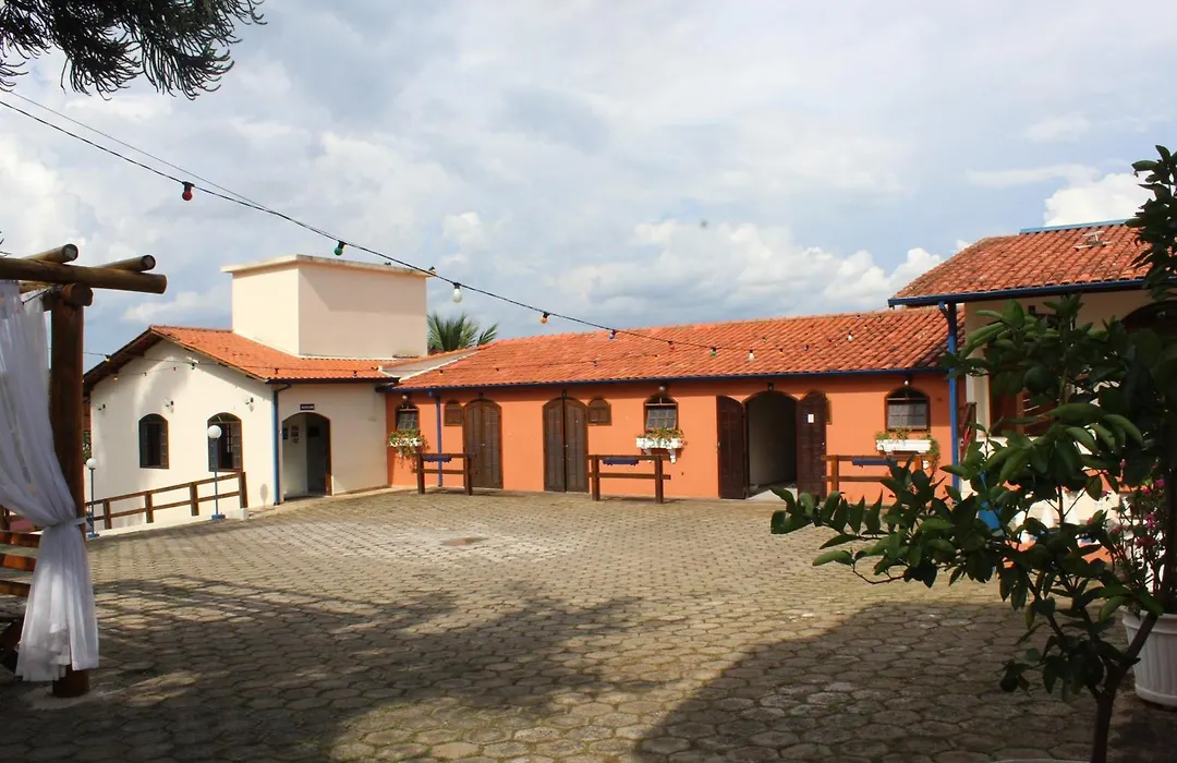 Pousada Encantos de Socorro-1