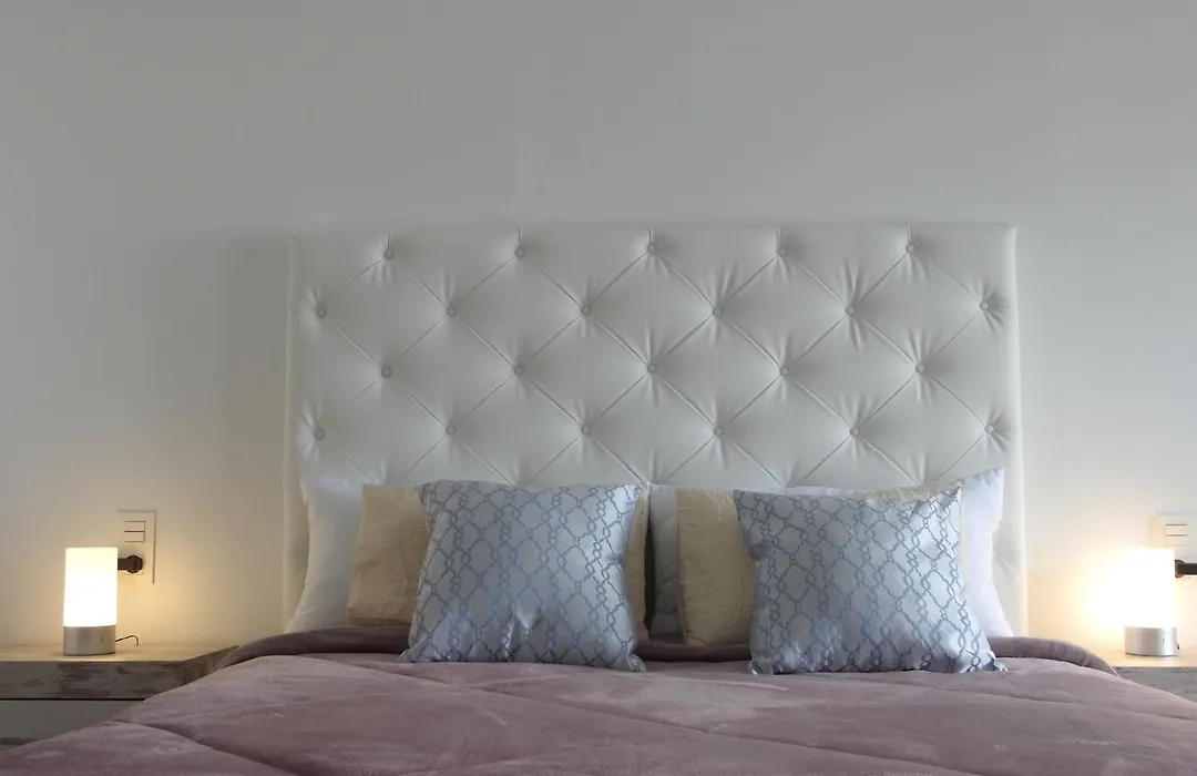 Sandra Rooms-1