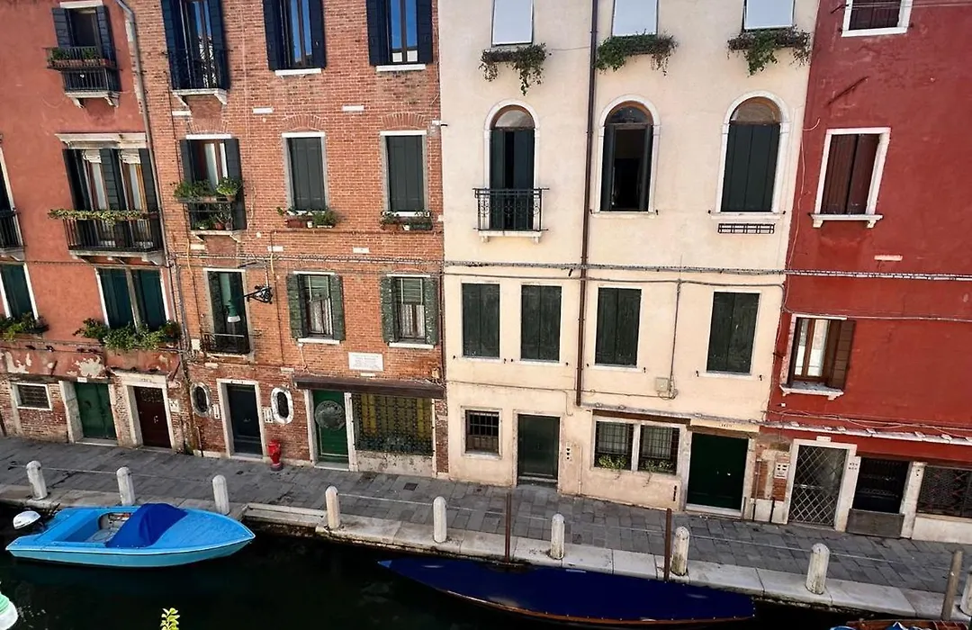 Ca' San Trovaso - 6 Rooms-1
