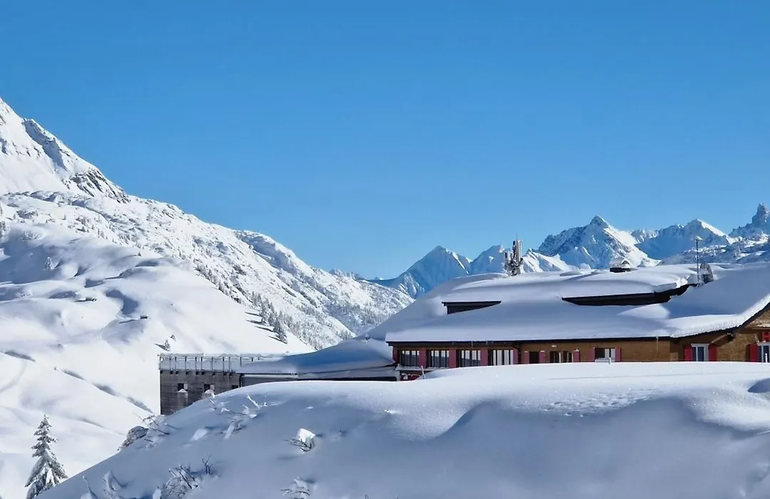 Hotel Adler-1