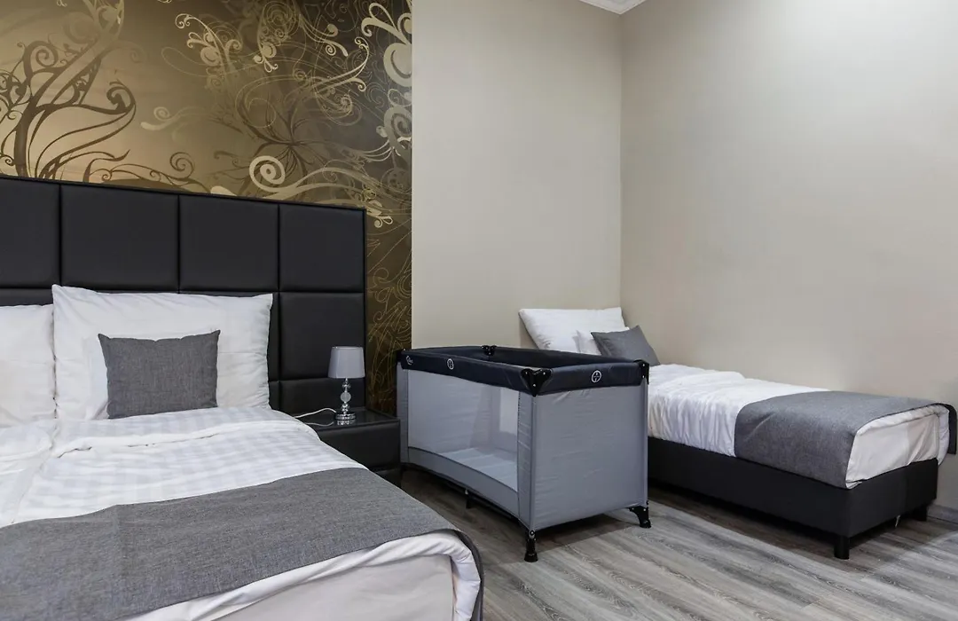 A Golden Star Modern Luxury Apartments And Rooms Budapest-1
