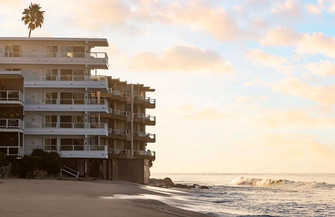 Pacific Edge Hotel-1