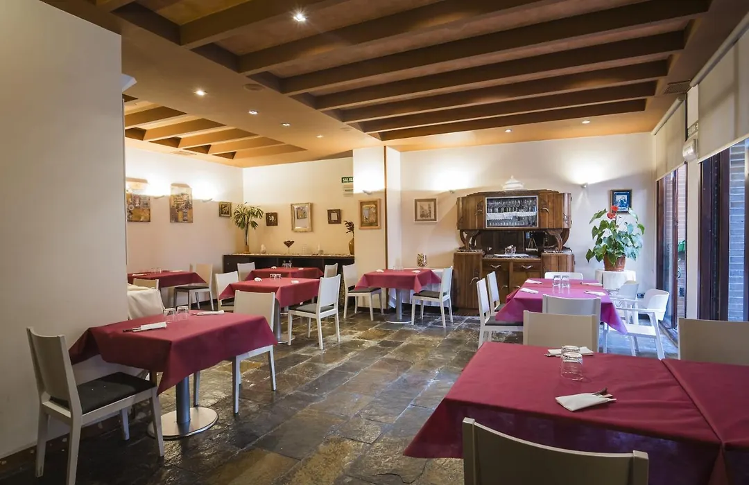 Hotel Alda Castillo de Olite-1