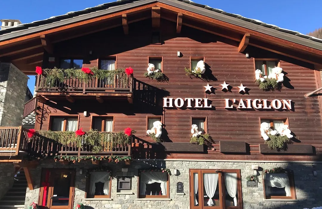 Hotel L' Aiglon-1