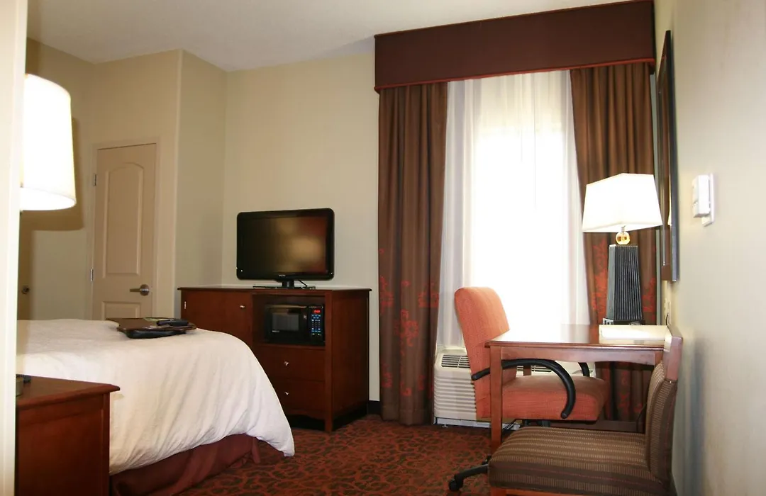 Hampton Inn Tomah-1