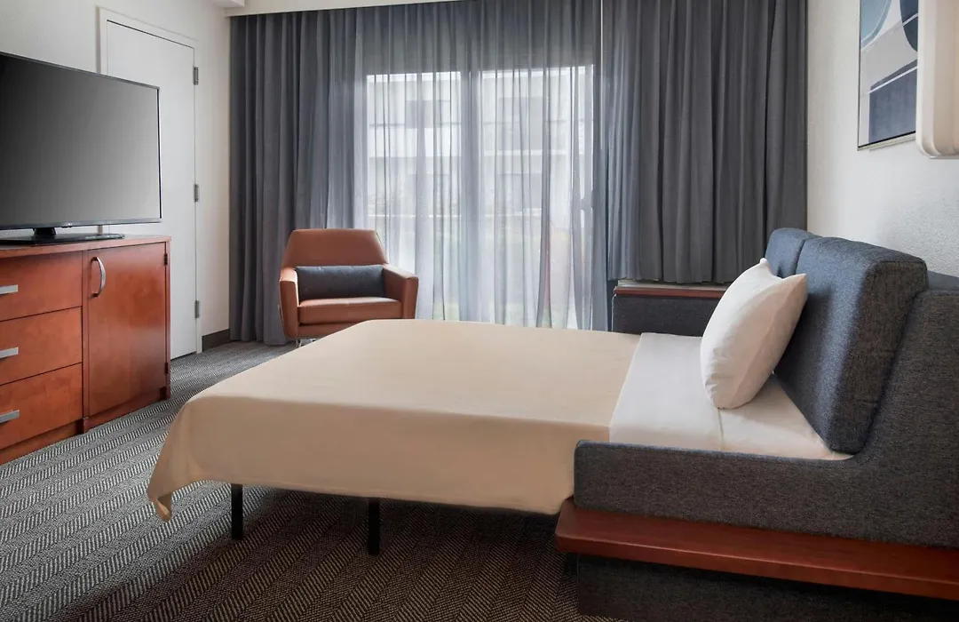 Courtyard By Marriott Silver Spring North/White Oak-1