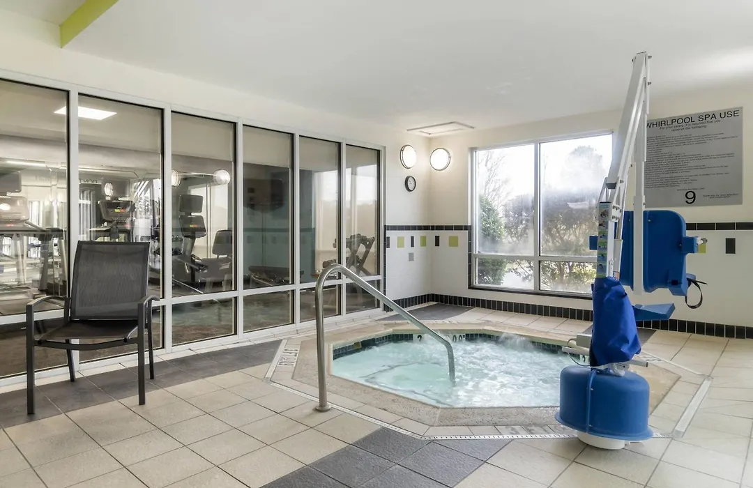 Fairfield Inn & Suites By Marriott Commerce-1