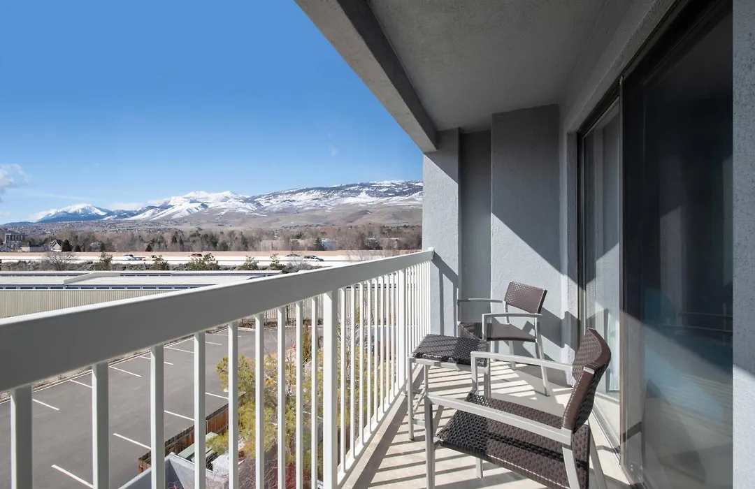 Courtyard By Marriott Reno-1