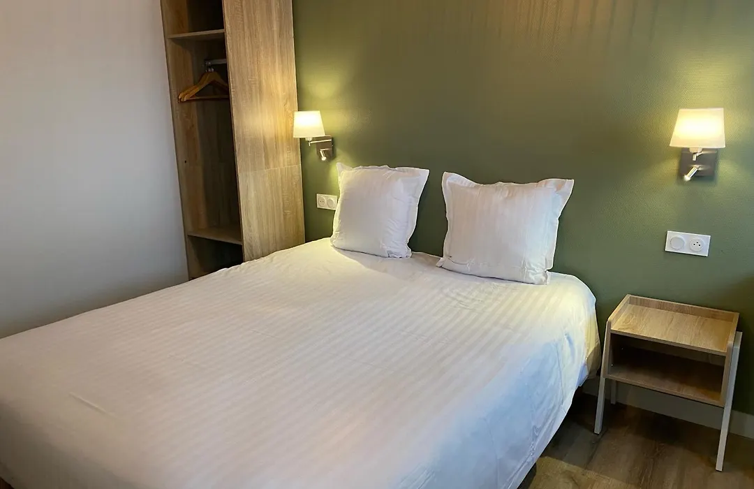 Hotel De Bretagne-1