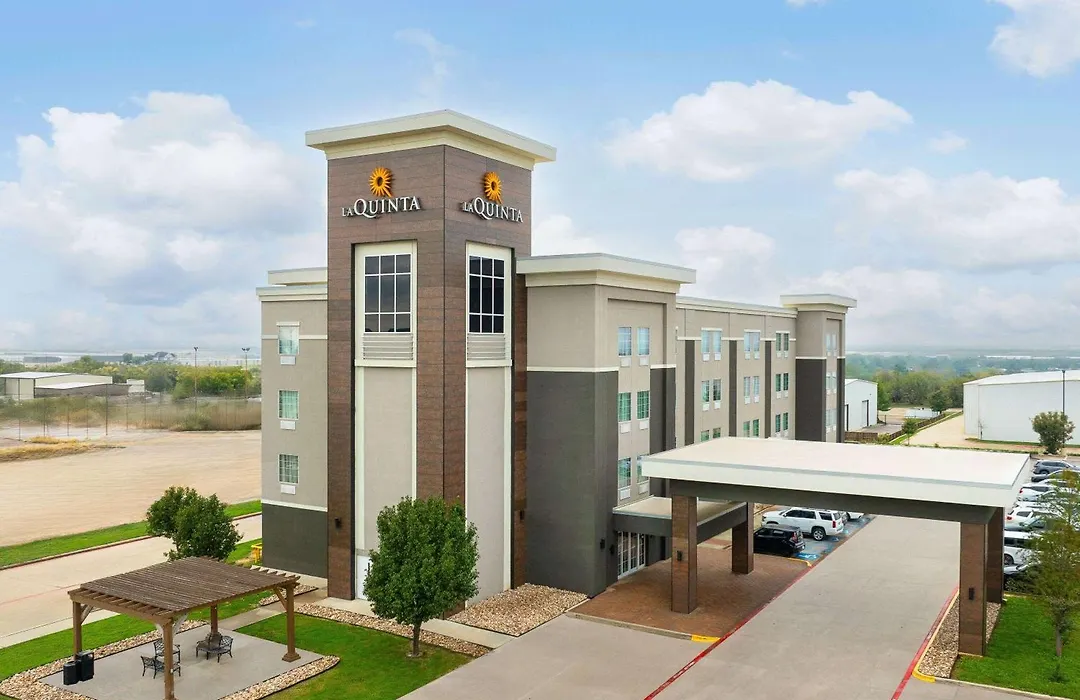 La Quinta By Wyndham Denton - University Drive-1