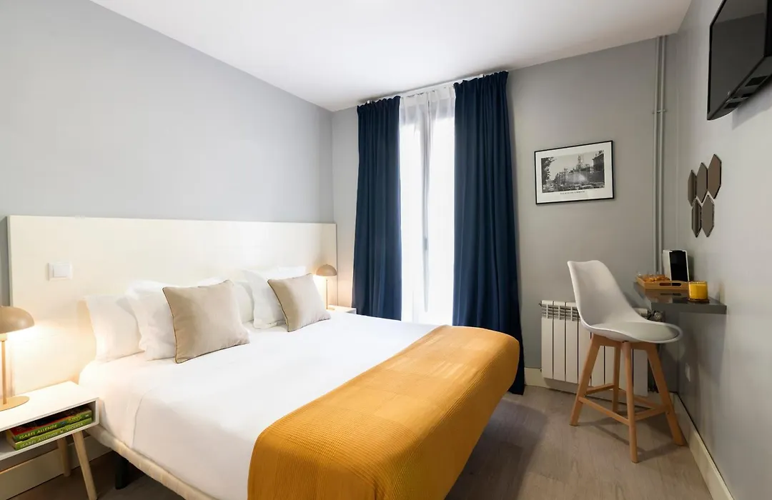 8Rooms Madrid, Smart Self Check-In Rooms-1